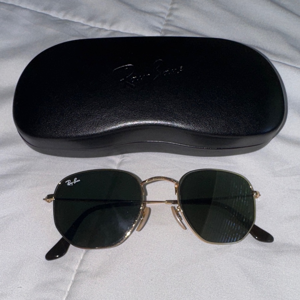 Ray-Ban Gold Frame Sunglasses with Dark Lenses